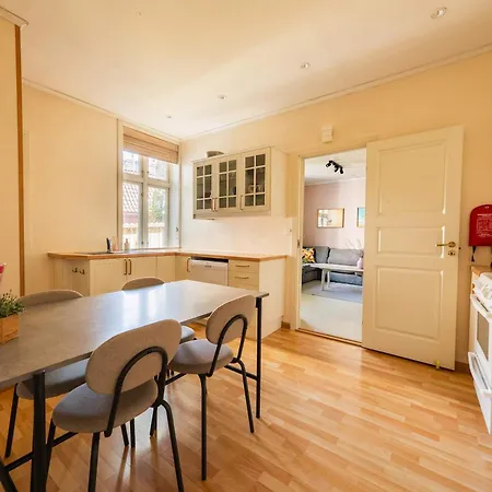 아파트 Family-friendly Spacious 4br Near Downtown & Ocean 베르겐